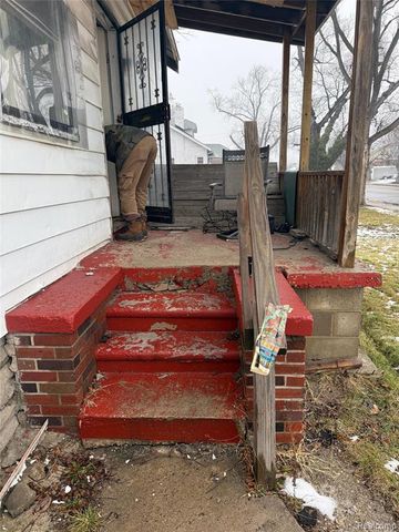 13231 Hubbell Street, Detroit, MI 48227