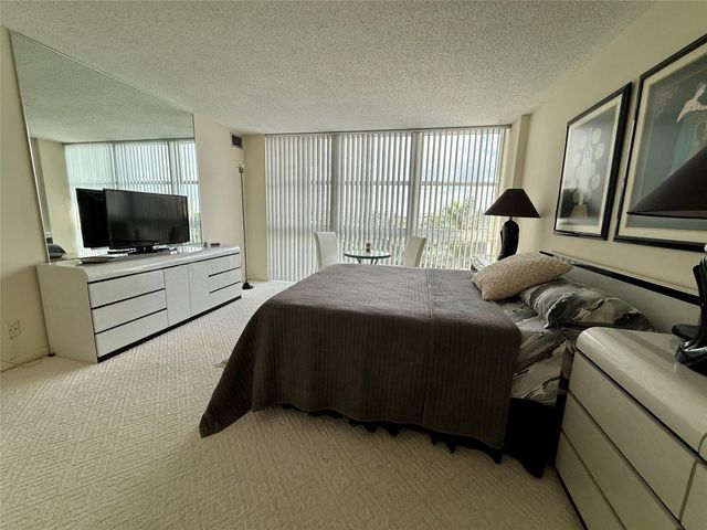 2841 N Ocean Boulevard 603, Fort Lauderdale, FL 33308