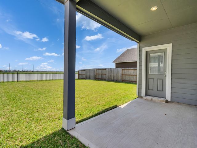 1206 Elsinore Drive, Rosharon, TX 77583