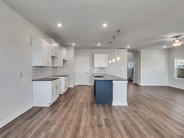 1206 Elsinore Drive, Rosharon, TX 77583