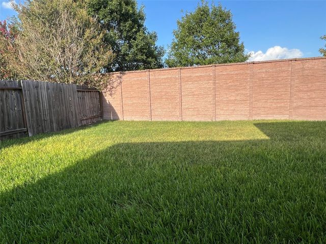 7523 Blossommist Lane, Richmond, TX 77407