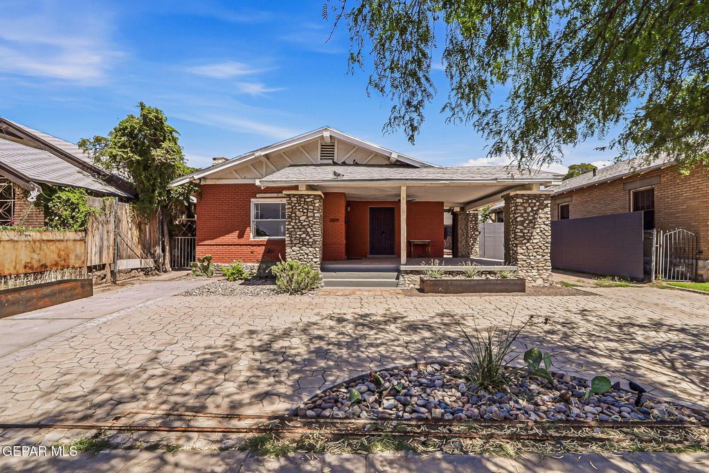 2911 GRANT Avenue, El Paso, TX 79930