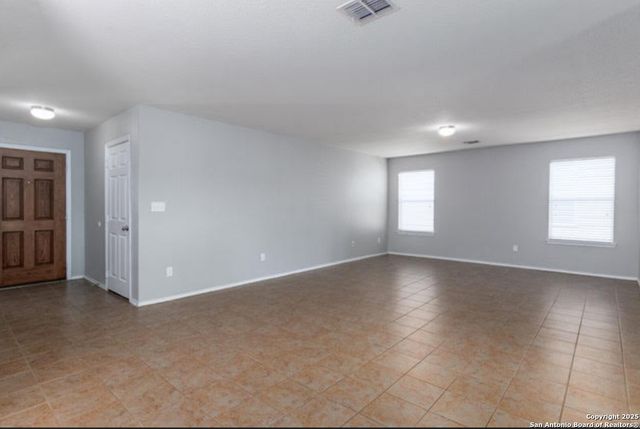 3710 Coyote Creek, Selma, TX 78154