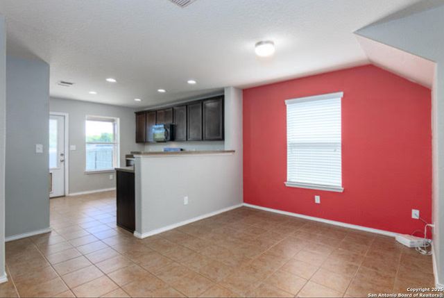 3710 Coyote Creek, Selma, TX 78154