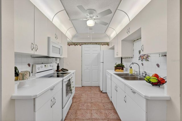 101 BENT TREE DRIVE 39, Daytona Beach, FL 32114