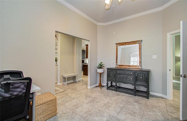 9519 White Landing, Mont Belvieu, TX 77523