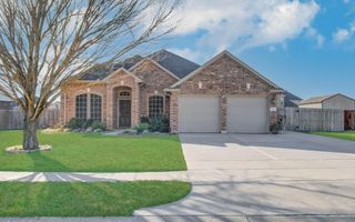 9519 White Landing, Mont Belvieu, TX 77523