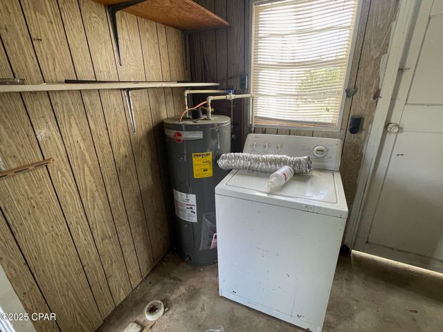 4276 2nd Avenue, Marianna, FL 32446