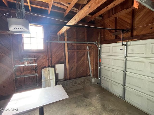 4276 2nd Avenue, Marianna, FL 32446