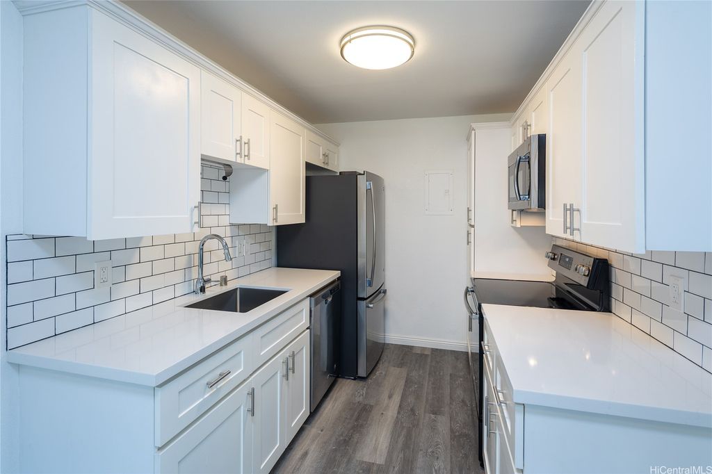 91-1056 Paha Place M6, Waipahu, HI 96797