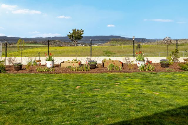 727 Sonoma Court, Medford, OR 97504
