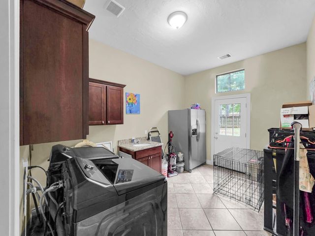 84 Private Road 635, Dayton, TX 77535