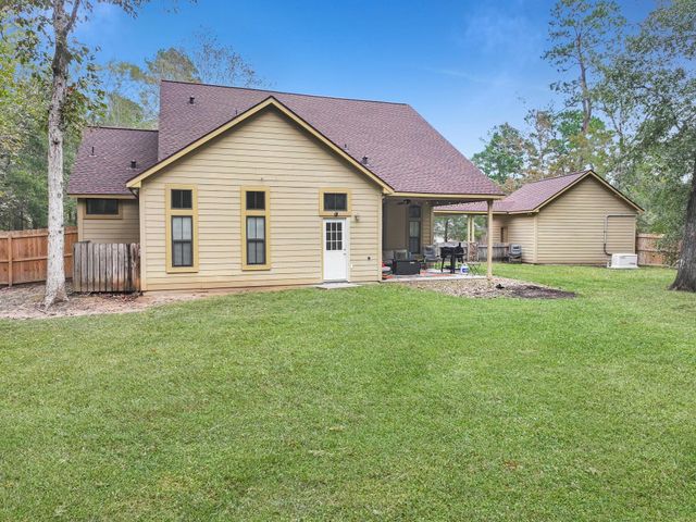 84 Private Road 635, Dayton, TX 77535