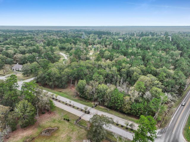 84 Private Road 635, Dayton, TX 77535