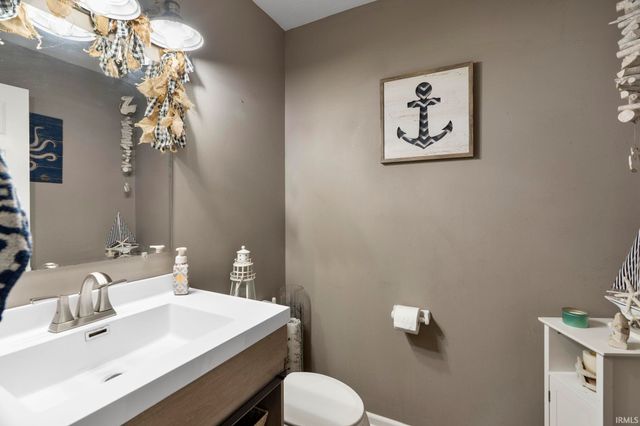 4510 N WILDWOOD DR, Frankfort, IN 46041