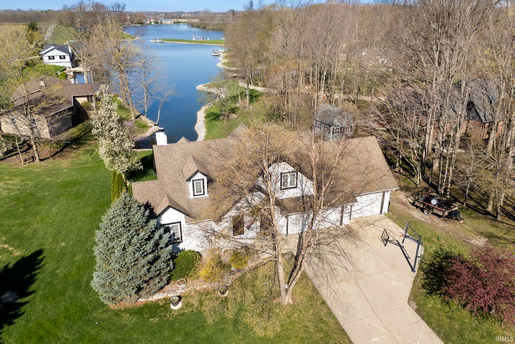 4510 N WILDWOOD DR, Frankfort, IN 46041