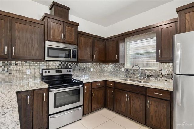 1701 W Garrison Drive 3, Pharr, TX 78577