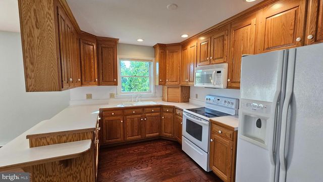 132 BUCKINGHAM DR, Chambersburg, PA 17201