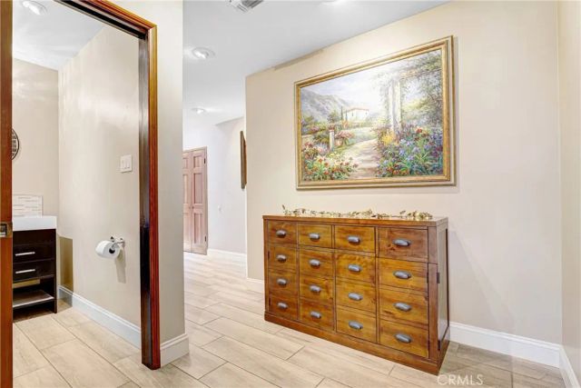 5062 Avenida Hacienda, Tarzana, CA 91356