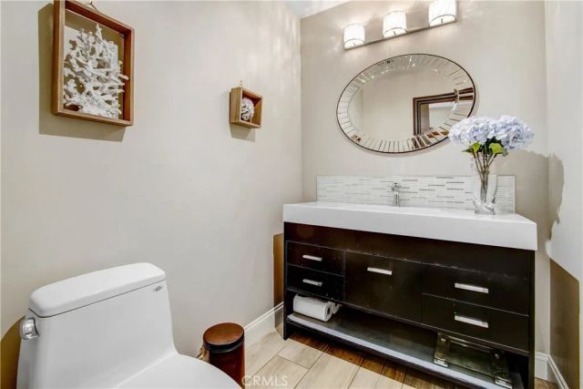 5062 Avenida Hacienda, Tarzana, CA 91356