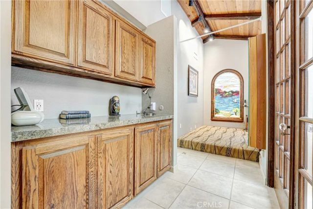 5062 Avenida Hacienda, Tarzana, CA 91356
