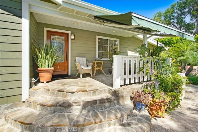 5062 Avenida Hacienda, Tarzana, CA 91356
