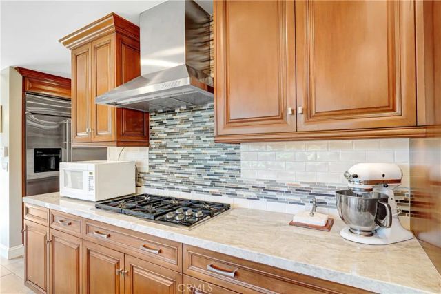 5062 Avenida Hacienda, Tarzana, CA 91356