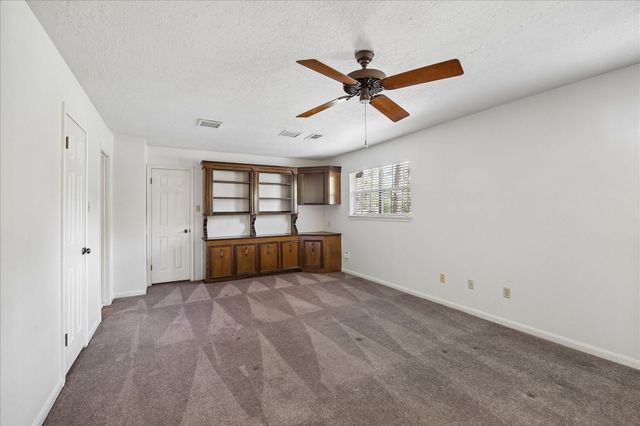 3114 Parkdale Drive, Kingwood, TX 77339