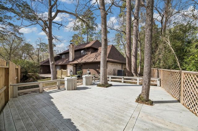 3114 Parkdale Drive, Kingwood, TX 77339