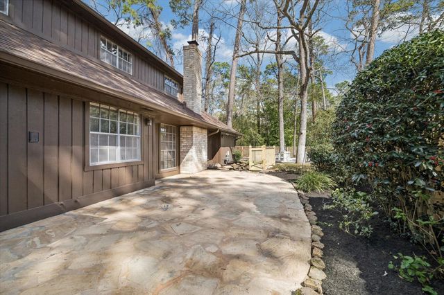 3114 Parkdale Drive, Kingwood, TX 77339