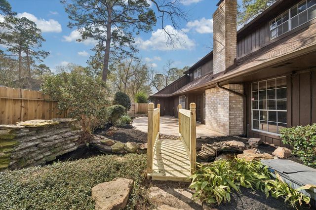 3114 Parkdale Drive, Kingwood, TX 77339