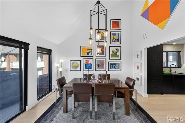 5567 Waterman Boulevard B, St Louis, MO 63112