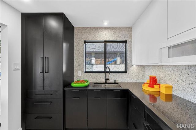 5567 Waterman Boulevard B, St Louis, MO 63112