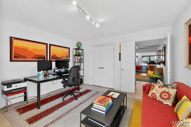 5567 Waterman Boulevard B, St Louis, MO 63112