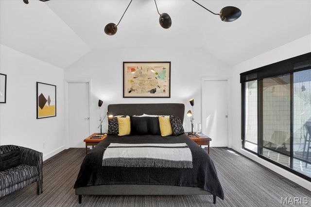 5567 Waterman Boulevard B, St Louis, MO 63112