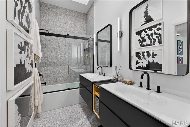 5567 Waterman Boulevard B, St Louis, MO 63112