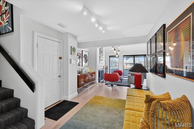 5567 Waterman Boulevard B, St Louis, MO 63112