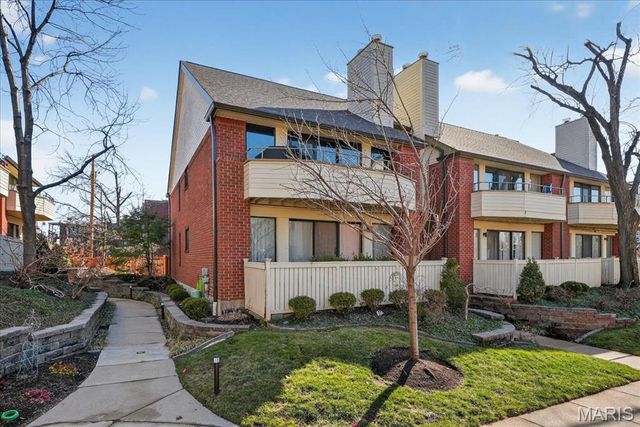 5567 Waterman Boulevard B, St Louis, MO 63112