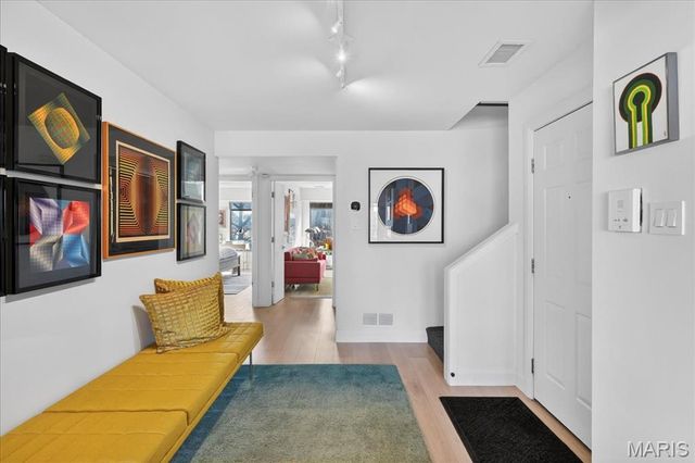 5567 Waterman Boulevard B, St Louis, MO 63112