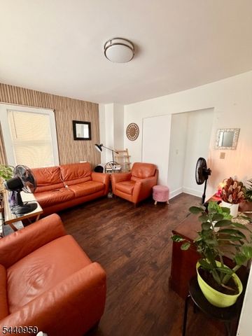115 Chestnut Ave, Irvington Twp., NJ 07111