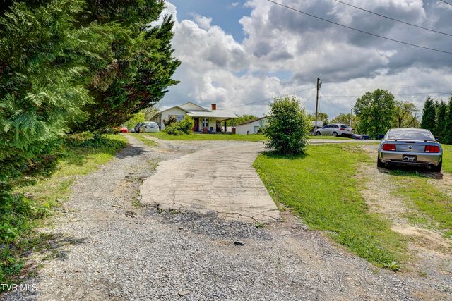 166-178 Gray Station Road, Johnson City, TN 37615