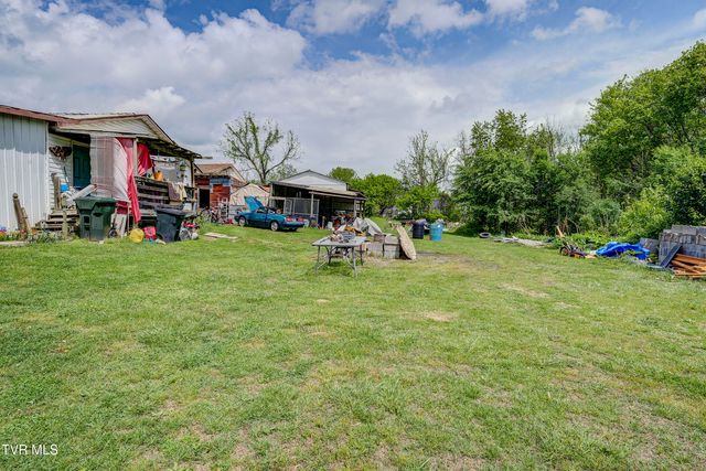 166-178 Gray Station Road, Johnson City, TN 37615