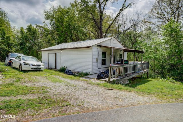 166-178 Gray Station Road, Johnson City, TN 37615