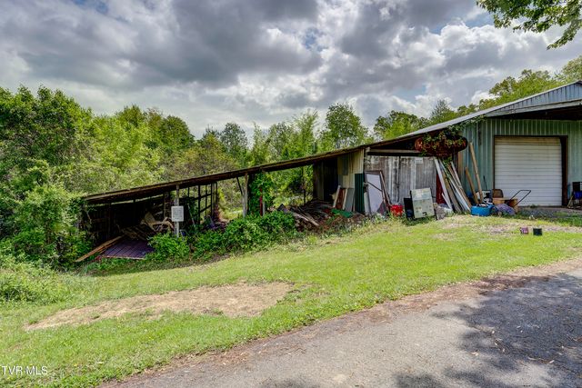 166-178 Gray Station Road, Johnson City, TN 37615