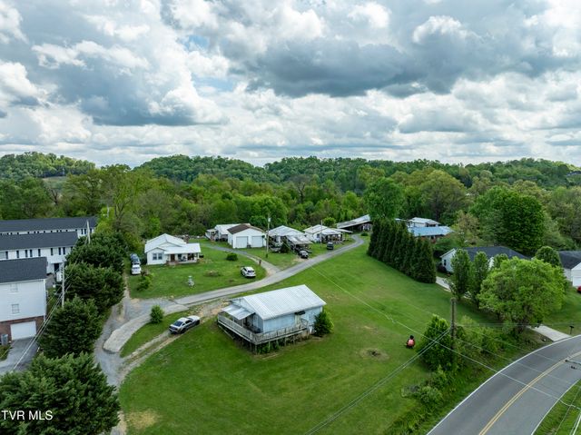 166-178 Gray Station Road, Johnson City, TN 37615