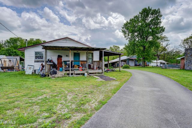 166-178 Gray Station Road, Johnson City, TN 37615