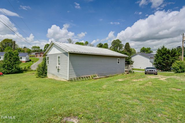 166-178 Gray Station Road, Johnson City, TN 37615