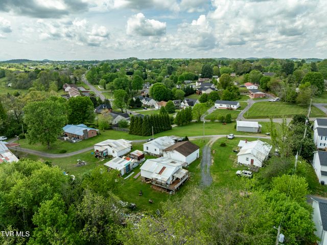 166-178 Gray Station Road, Johnson City, TN 37615