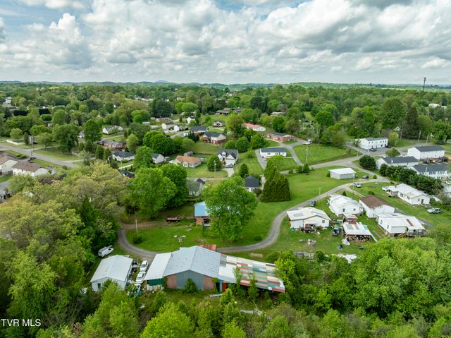 166-178 Gray Station Road, Johnson City, TN 37615