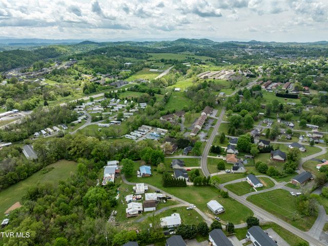 166-178 Gray Station Road, Johnson City, TN 37615